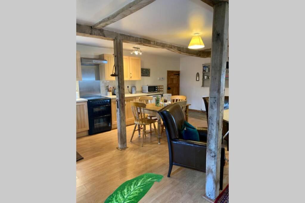Upper Heath Farm - Stable Cottage Craven Arms Esterno foto